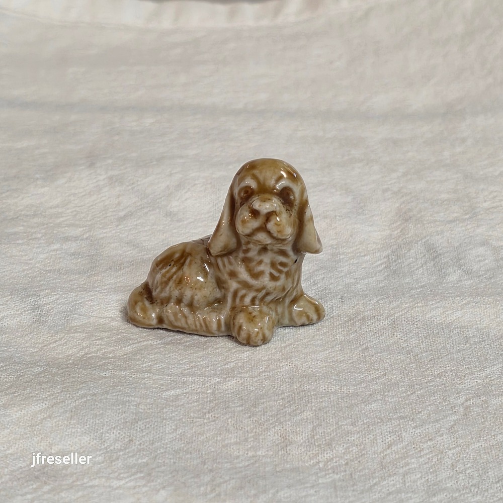 Wade Whimsies Cocker Spaniel Miniature Porcelain Figurine England Brown Glaze